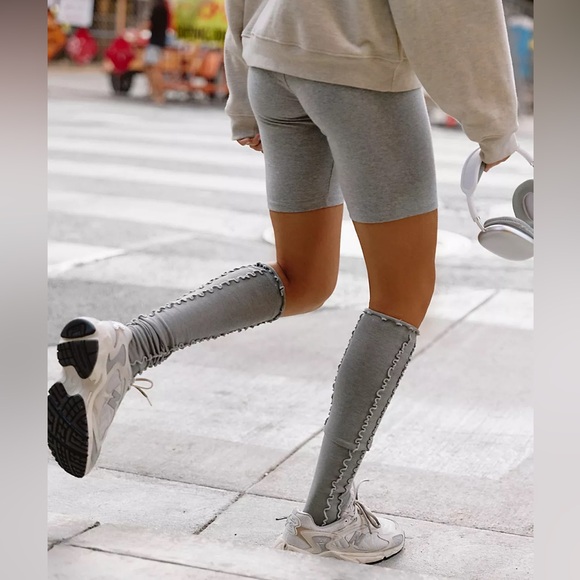 Free People Ruffle Over-the-knee Socks - Picture 3 of 4